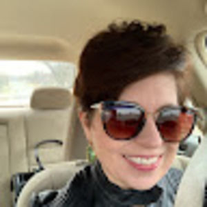 Meet your Posher, Leah